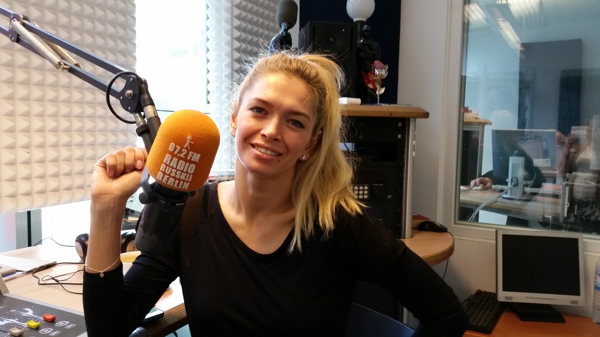 Vera Brezhneva zu Gast bei Radio Russkij Berlin